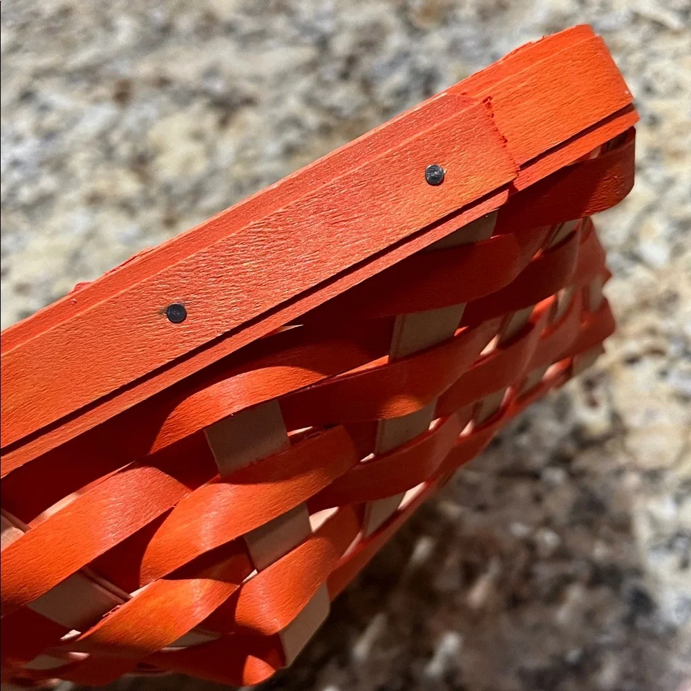 Longaberger Basket signed by renowned weaver Mary Senter, dated 2022